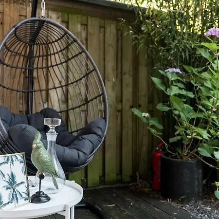 Amazing With Private Garden On Great Location